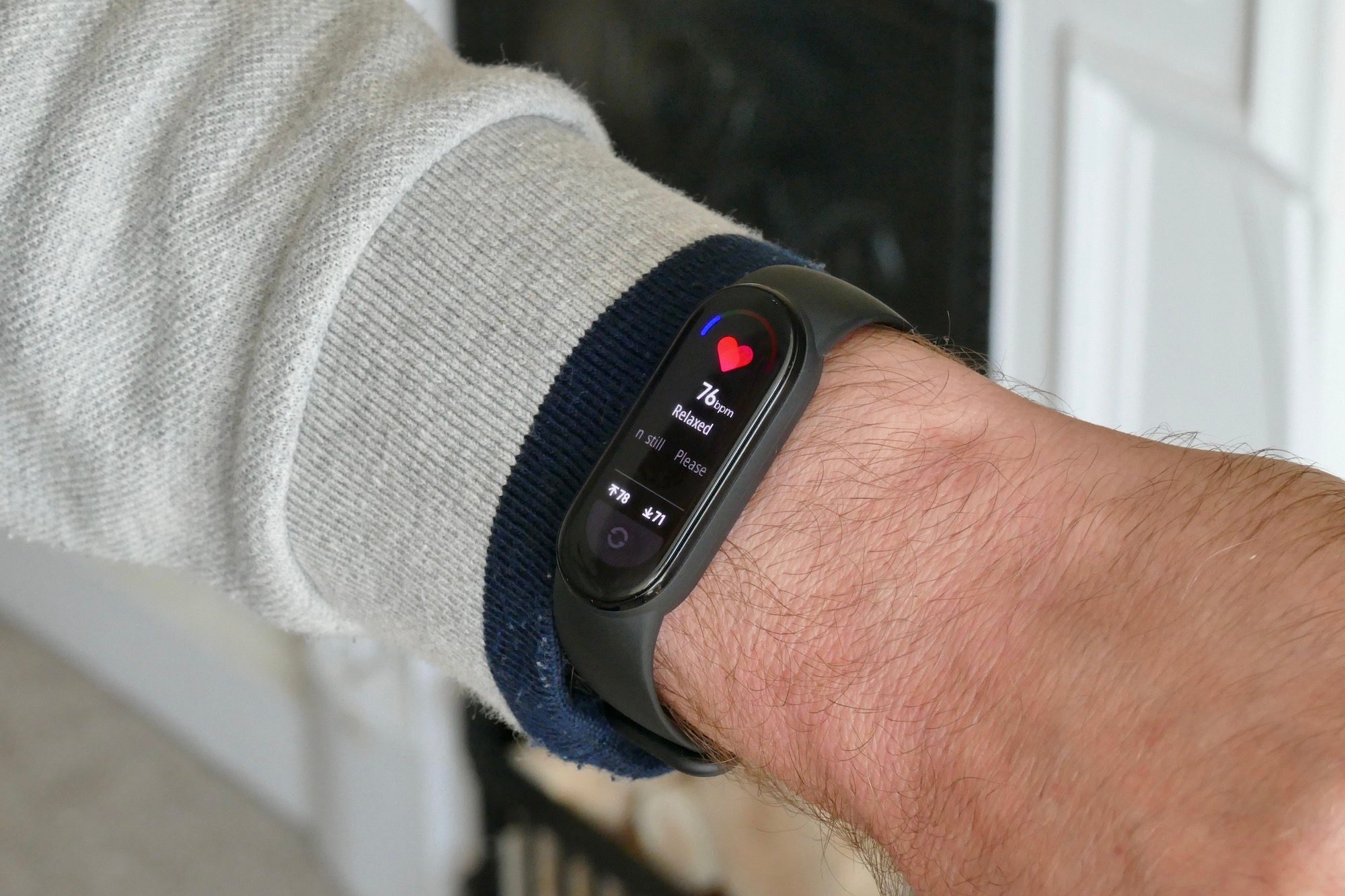 xiaomi mi band 6 review heart rate
