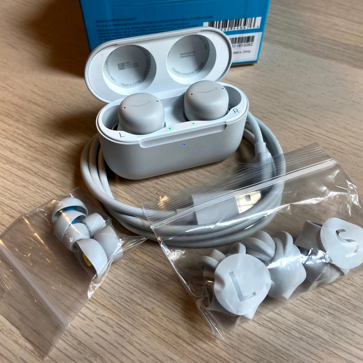 Amazon Echo Buds 2
