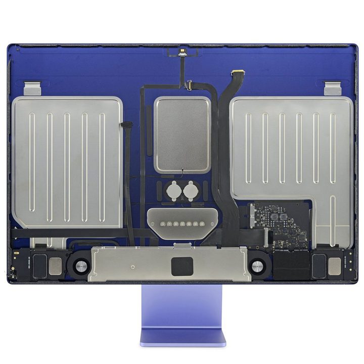 Internals of the 24-inch iMac during iFixit teardown