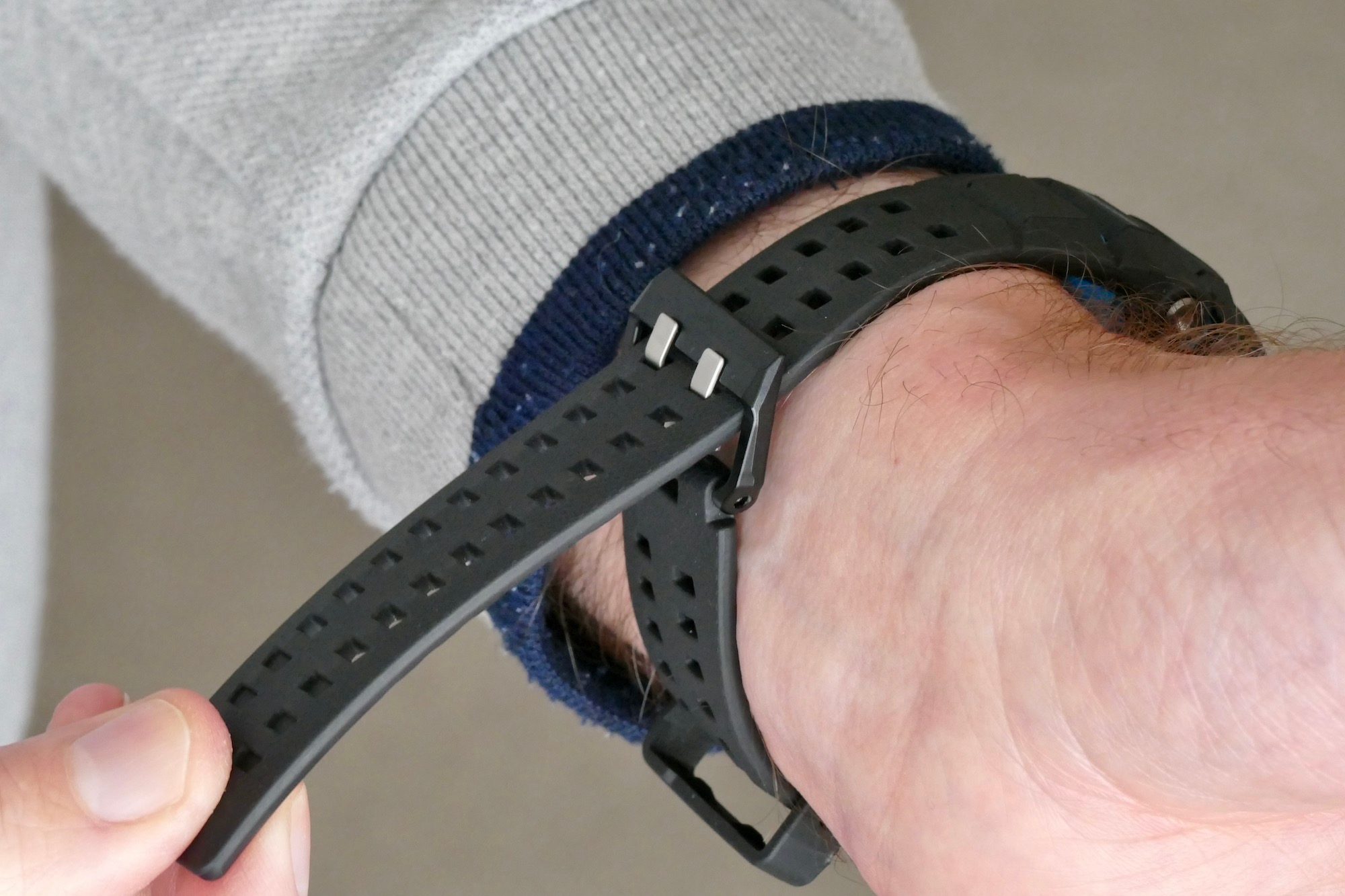 casio g shock gsw h1000 smartwatch review strap