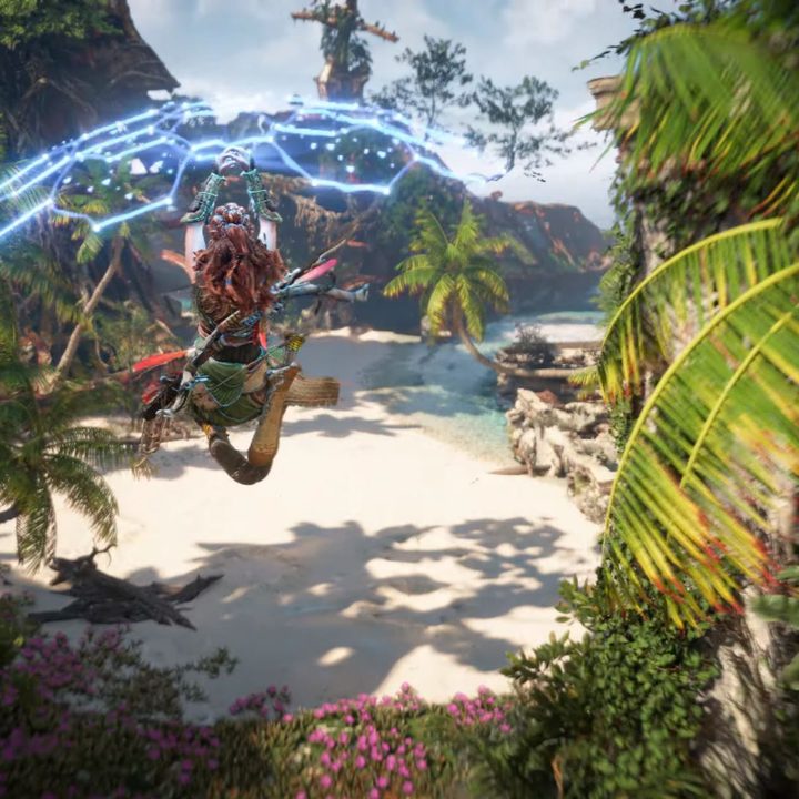 Aloy gliding in a jungle.