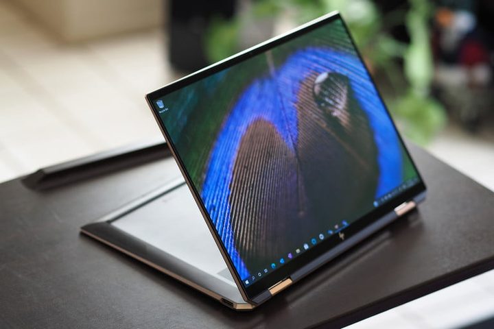 HP Spectre x360 14 media mode view.