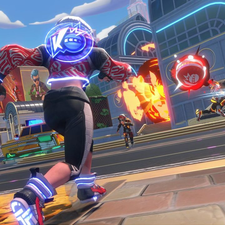 A player throws a dodgeball bomb in Knockout City.
