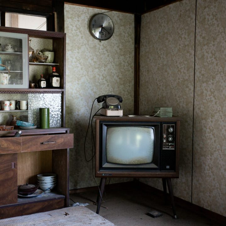 An old TV set.