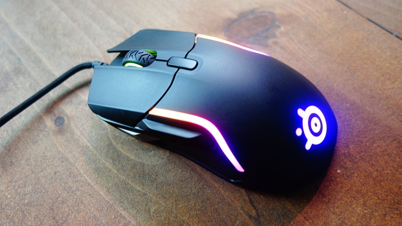The SteelSeries Rival 5 gaming mouse