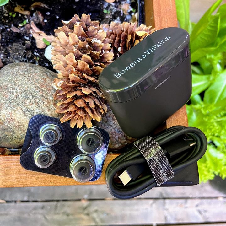Bowers & Wilkins PI5 true wireless earbuds and accessories.