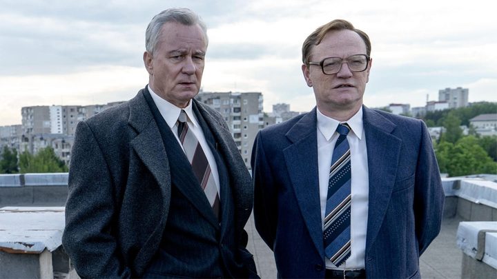 Stellan Skarsgård and Jared Harris in Chernobyl (2019)