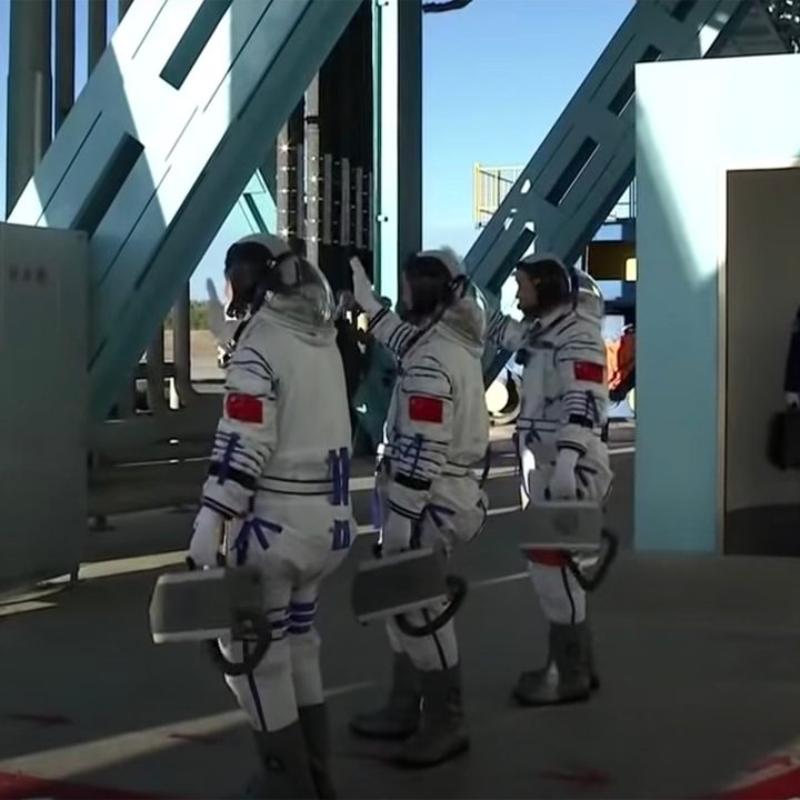 Chinese space crew