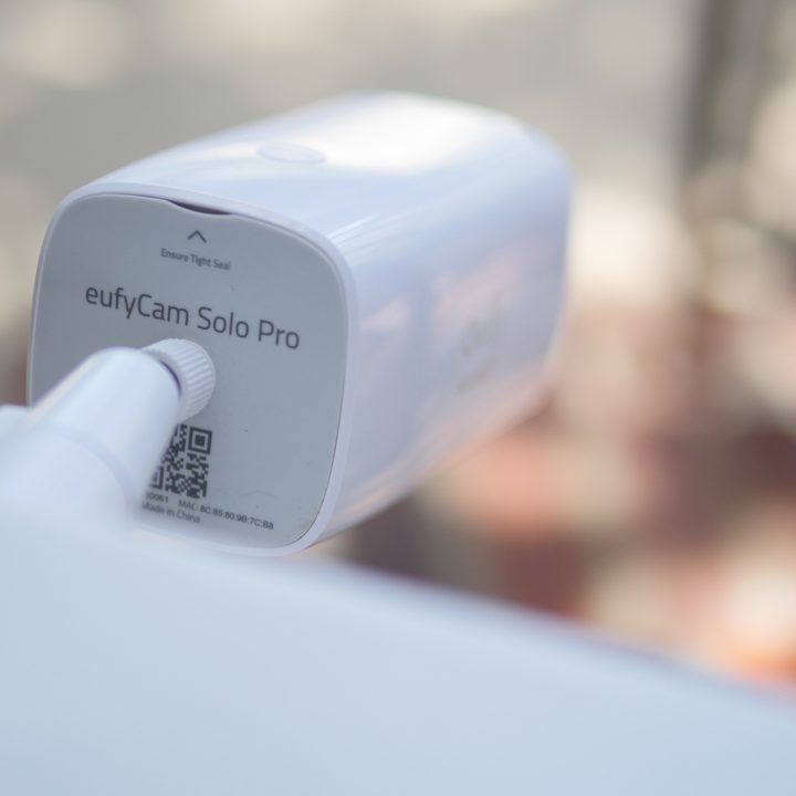 Rear cover of Eufy SoloCam E40.