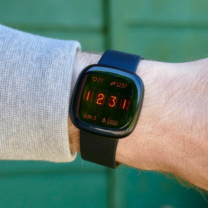 Fitbit Versa 3