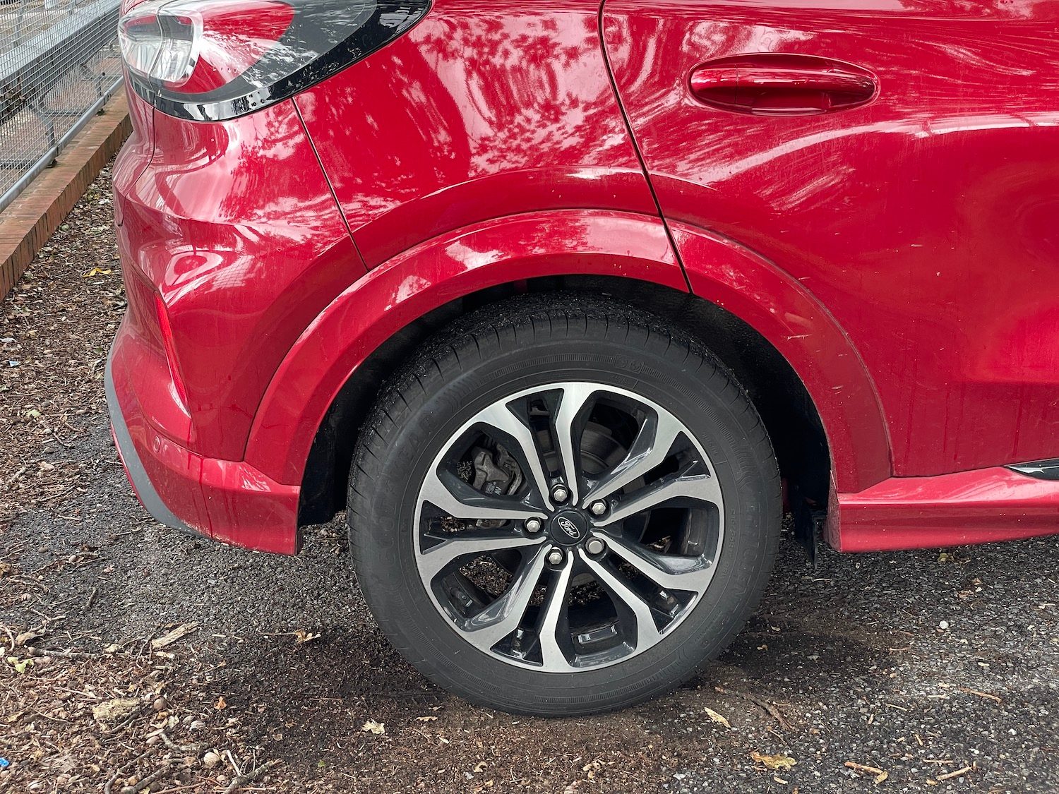 phones encouraging digital zoom photos should carry a warning iphone 12 pro 2x optical wheel