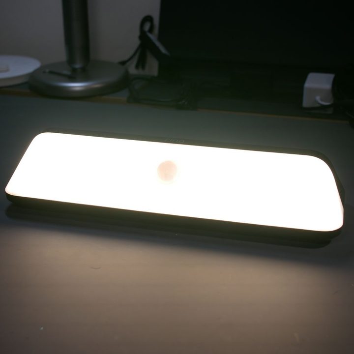 Ring Wall Light Solar turned on