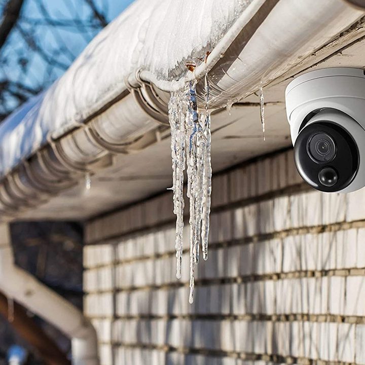 Swann 4K Thermal Sensing Security Camera outside in the winter.