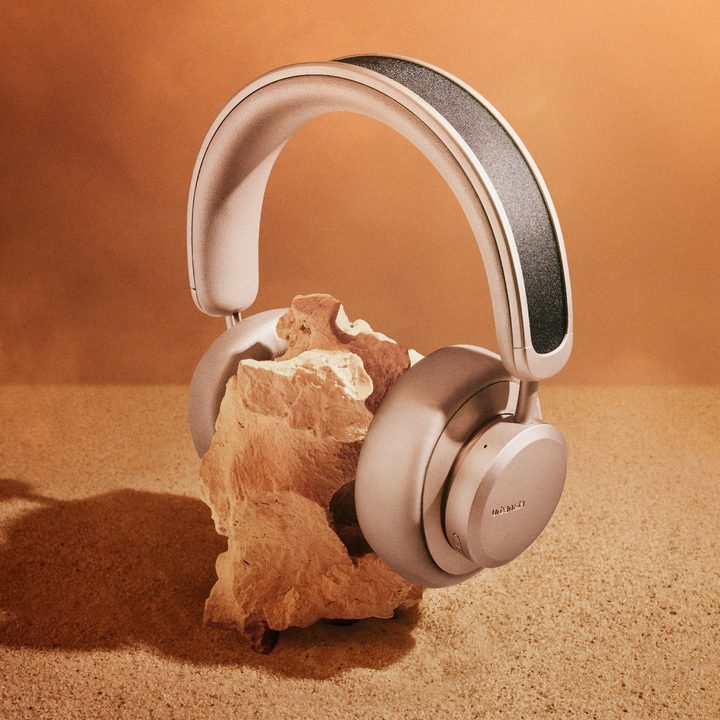 Urbanista Los Angeles solar-powered wireless headphones.