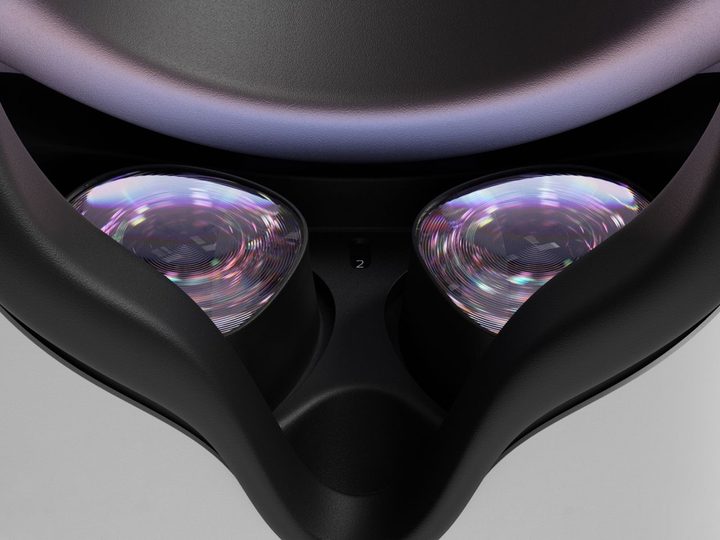 An inside view of the Quest 2 and its foam facial interface.