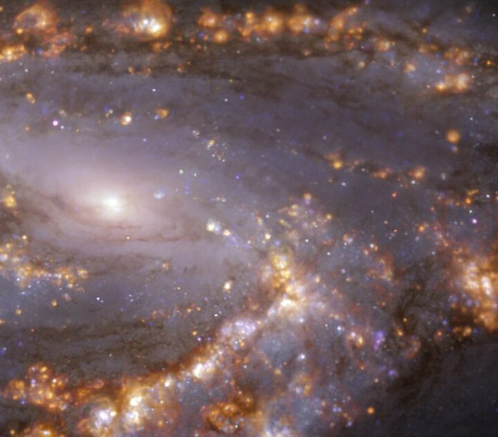 This image, taken with the Multi-Unit Spectroscopic Explorer (MUSE) on ESO’s Very Large Telescope (VLT), shows the nearby galaxy NGC 3627.