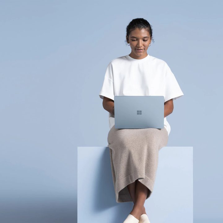 Microsoft Surface Laptop 4