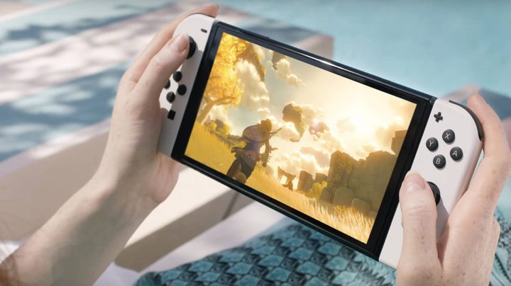 Nintendo Switch OLED running the new Zelda game.