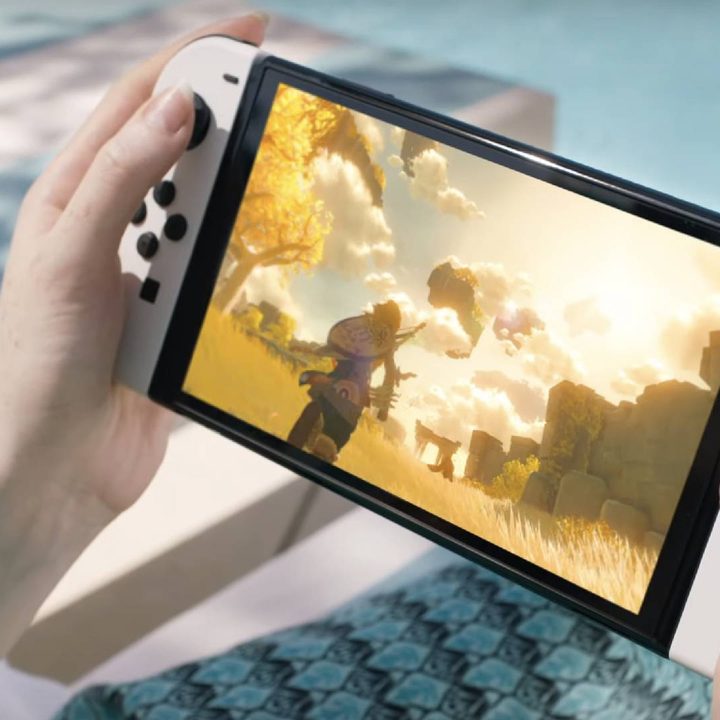 Nintendo Switch OLED.