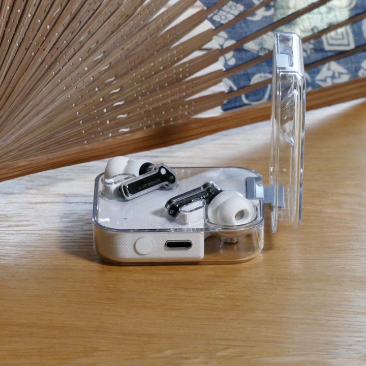 Charging port on the Nothing Ear 1 case.