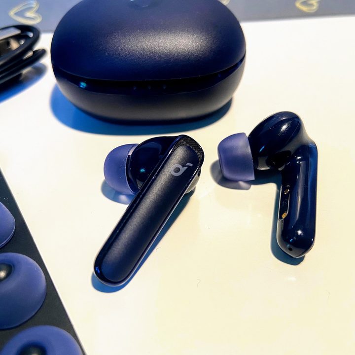 Soundcore Life P3 earbuds outside of charging case.