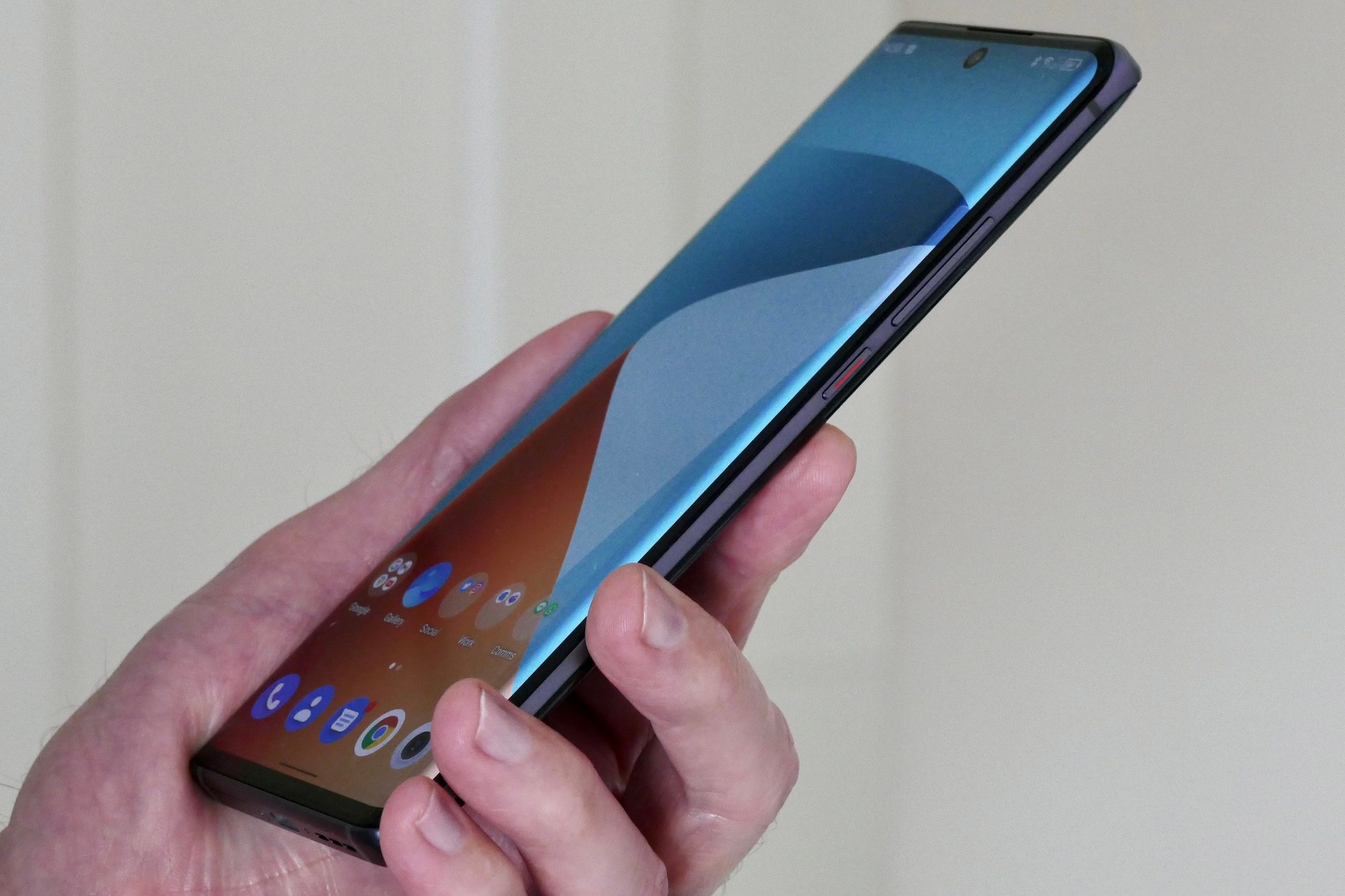The curve on the TCL 20 Pro 5G's screen.