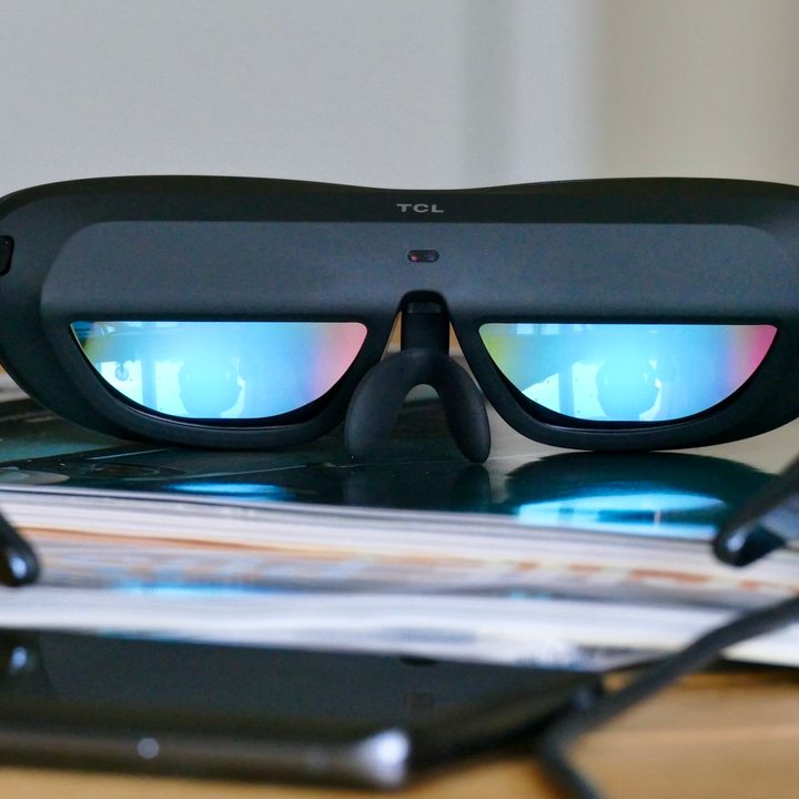 Screens active inside the TCL NXTWear G.