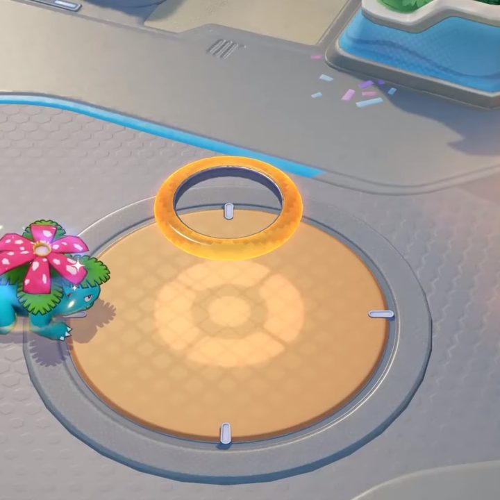 Venusaur scoring points in Pokemon Unite.