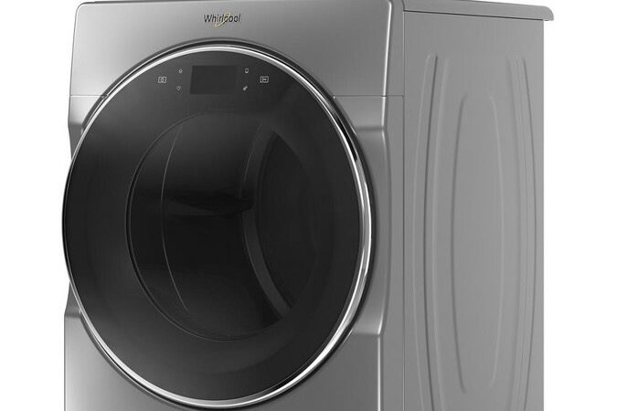 The front of the Whirlpool WED9620HC.