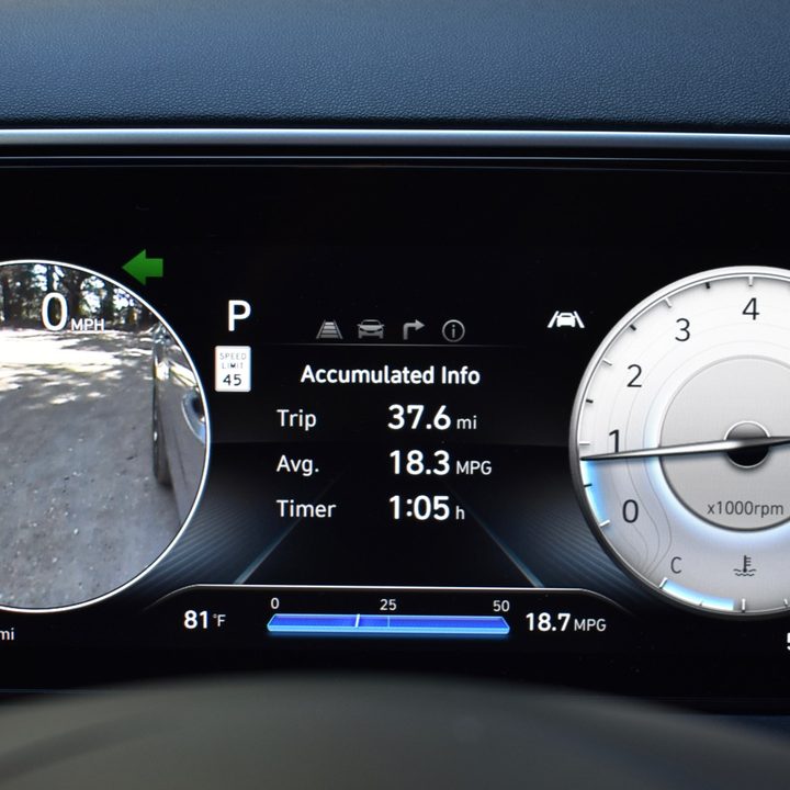 2022 Hyundai Santa Cruz digital instrument cluster.
