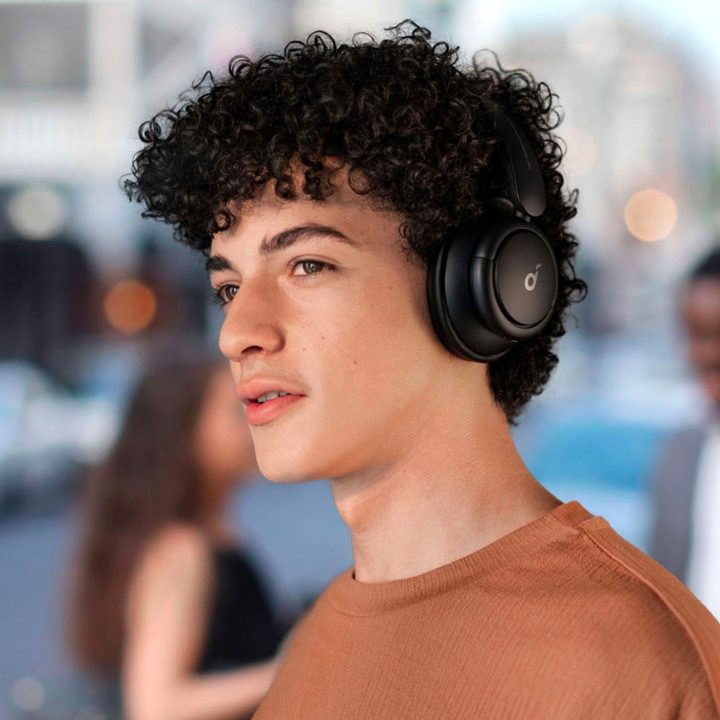 Anker Soundcore Life Tune XR.
