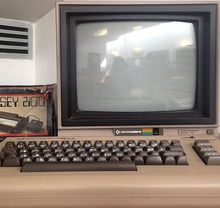 Commodore64 con monitor 1701.