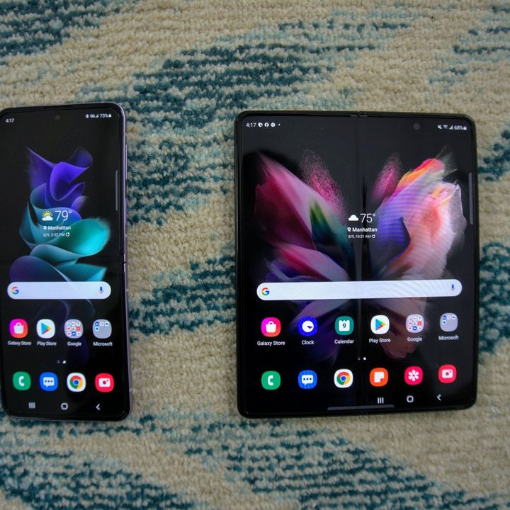 Flip 3 and Fold 3 home screen side by side.