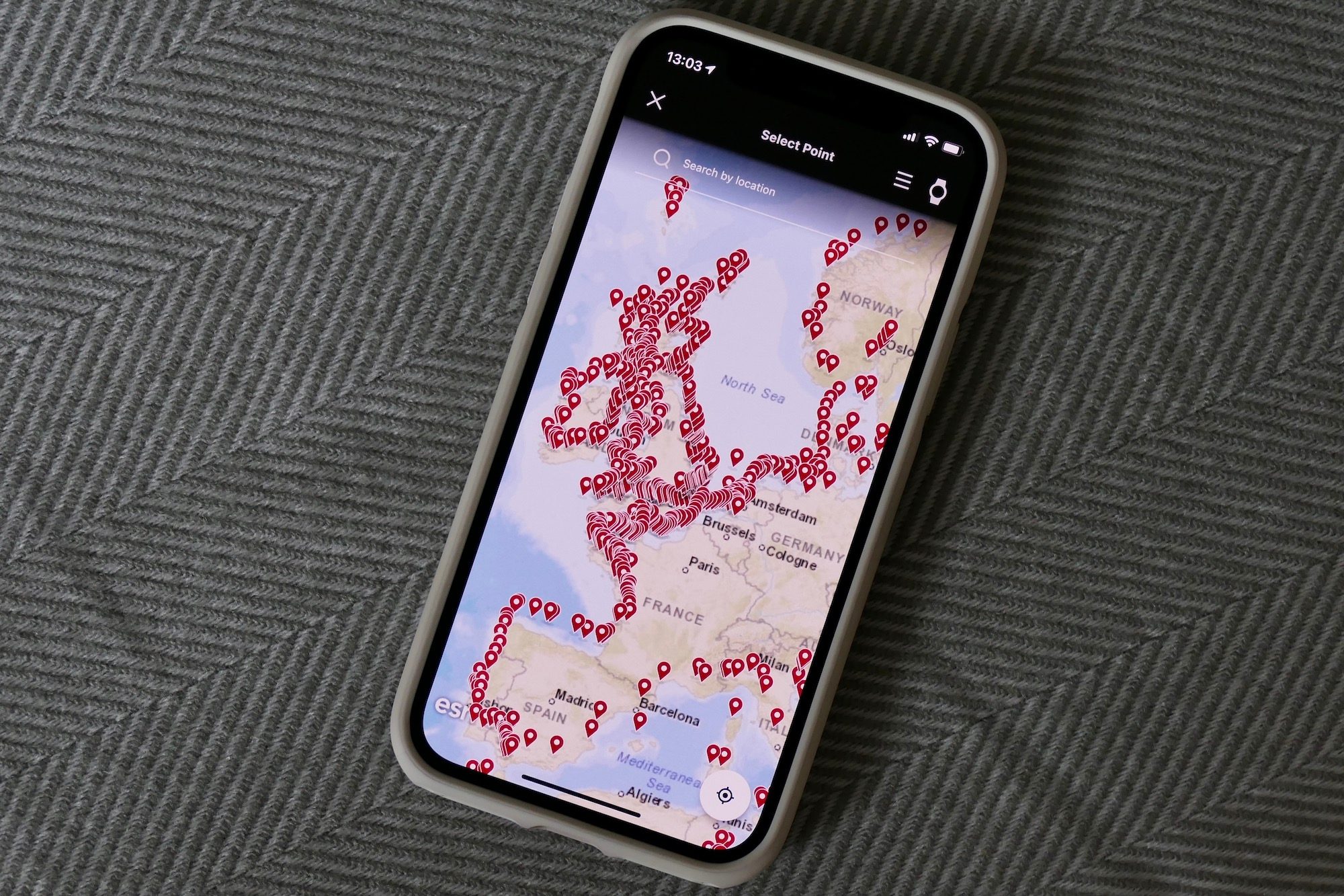 Tide data points in the G Shock Move app.