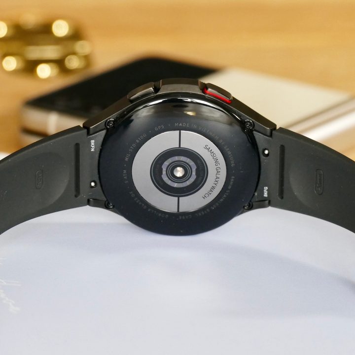 Heart rate sensor on the Galaxy Watch 4 Classic.