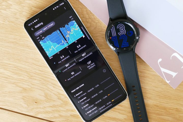 Workout mode in Samsung Health, with the Galaxy Watch 4 Classic.