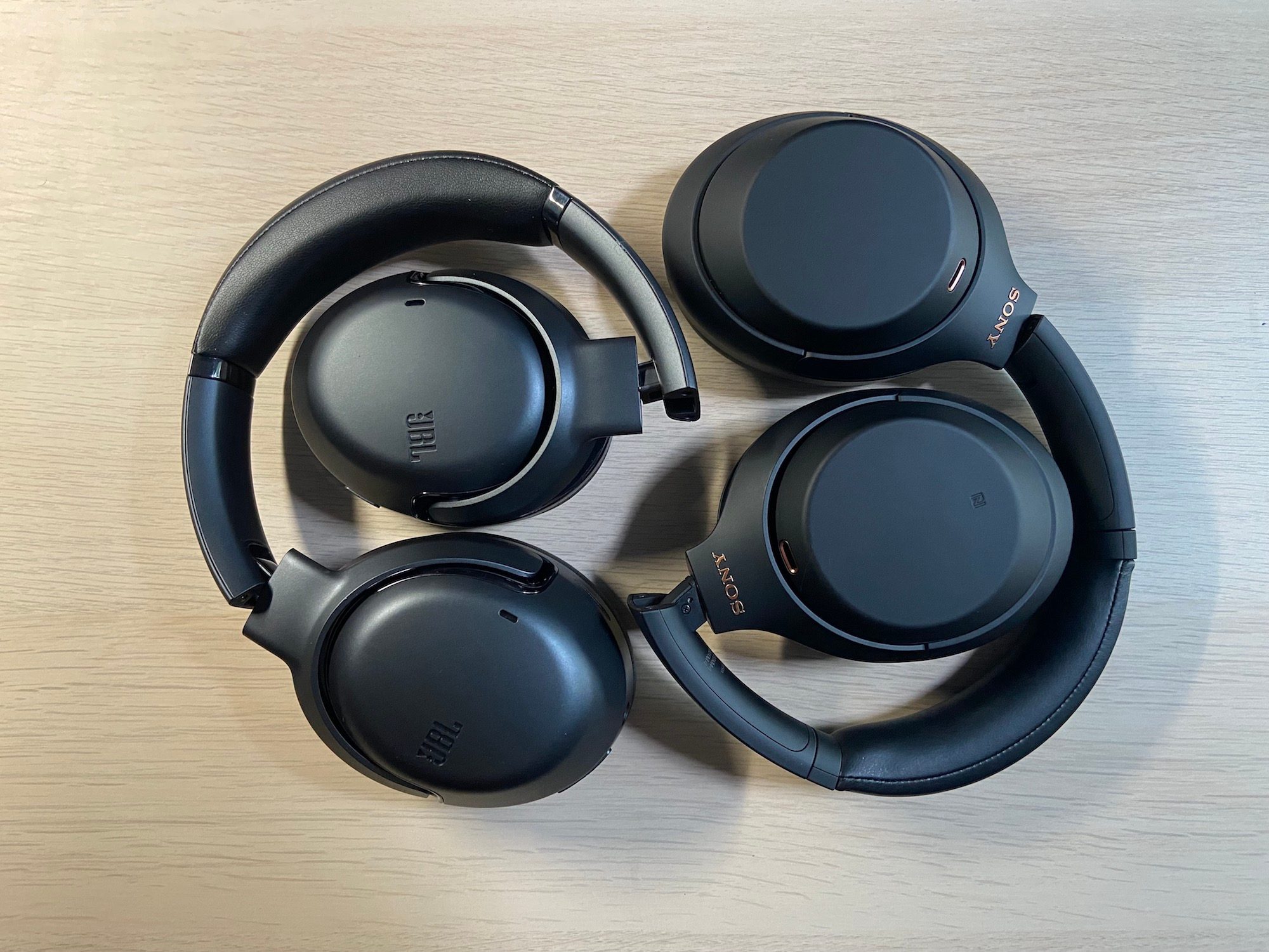 JBL.?SONY？ JBL Tour One review: Noise-canceling cans for frequent callers