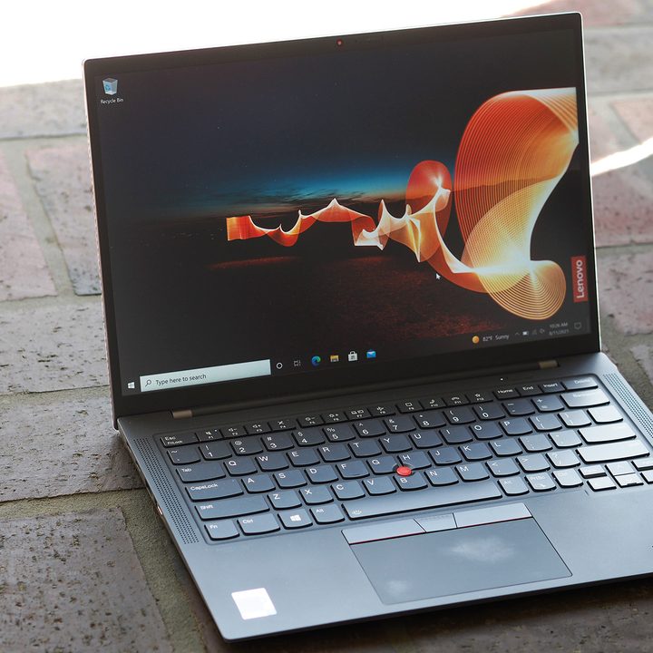 A view of the opened ThinkPad X1 Carbon Gen 9.