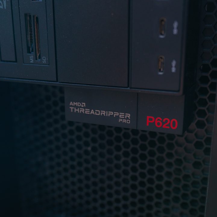 Threadripper logo on Lenovo P620