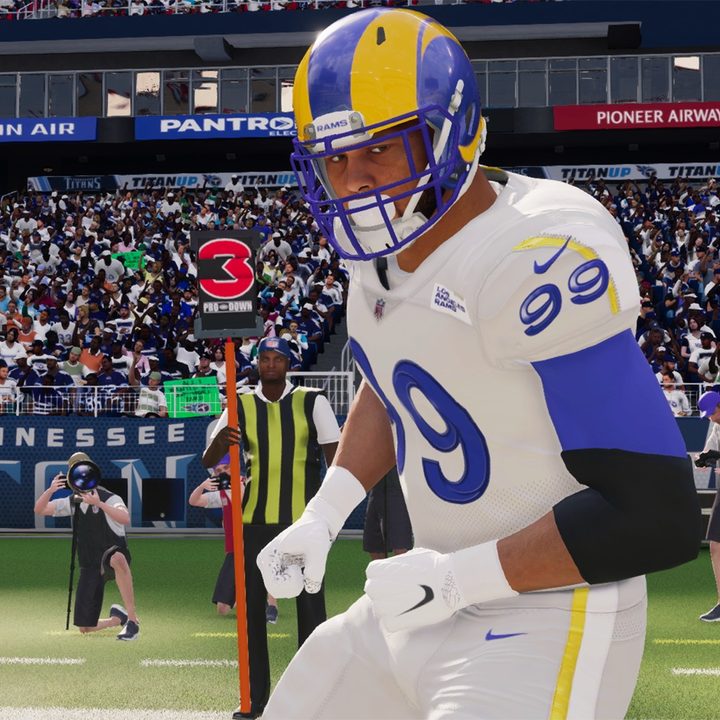 Aaron Donald in Madden 22.