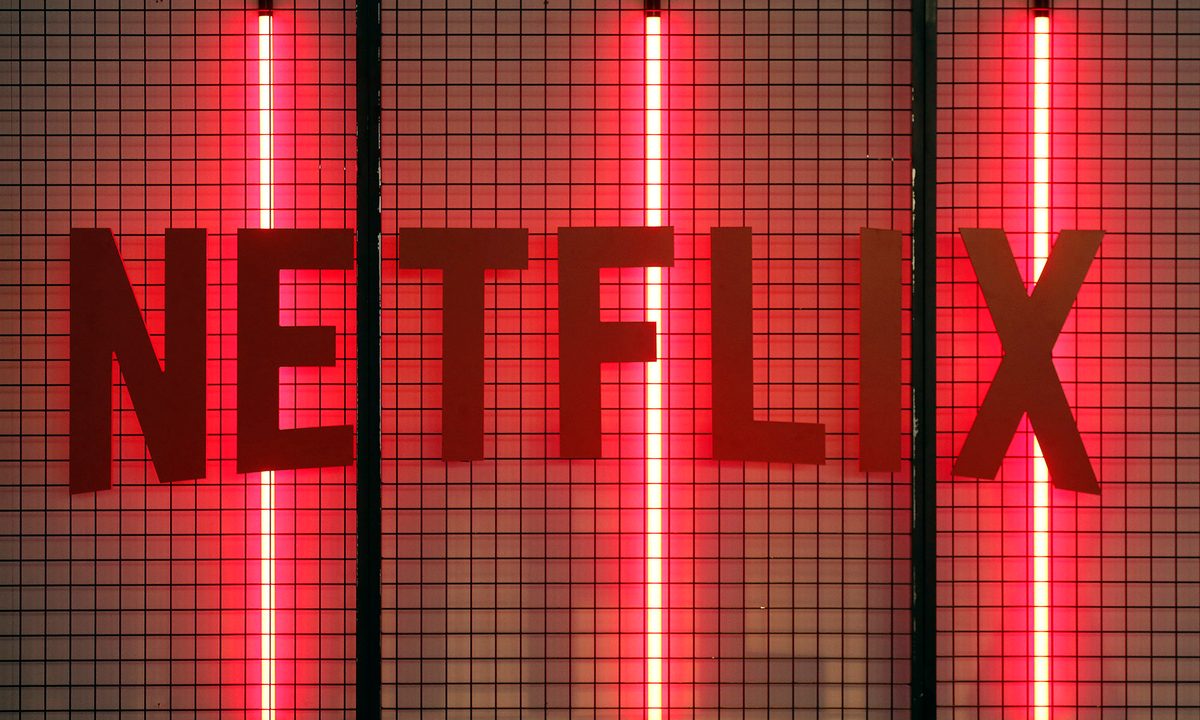 Neon light signage displaying the Netflix logo.