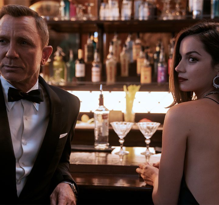 Daniel Craig and Ana de Armas in No Time to Die.