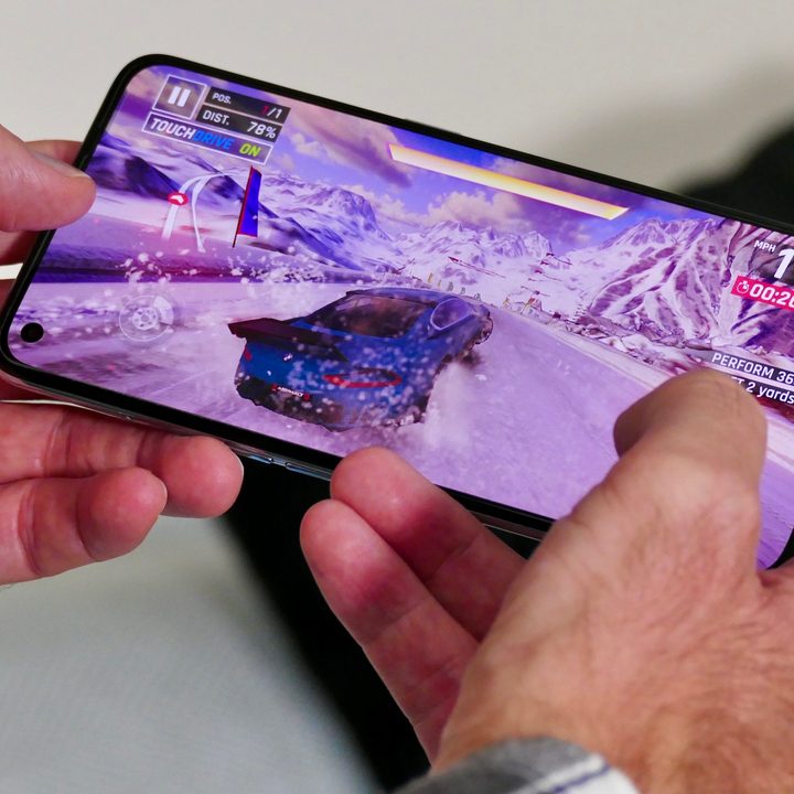 Asphalt 9: Legends on the Realme GT Master Edition.