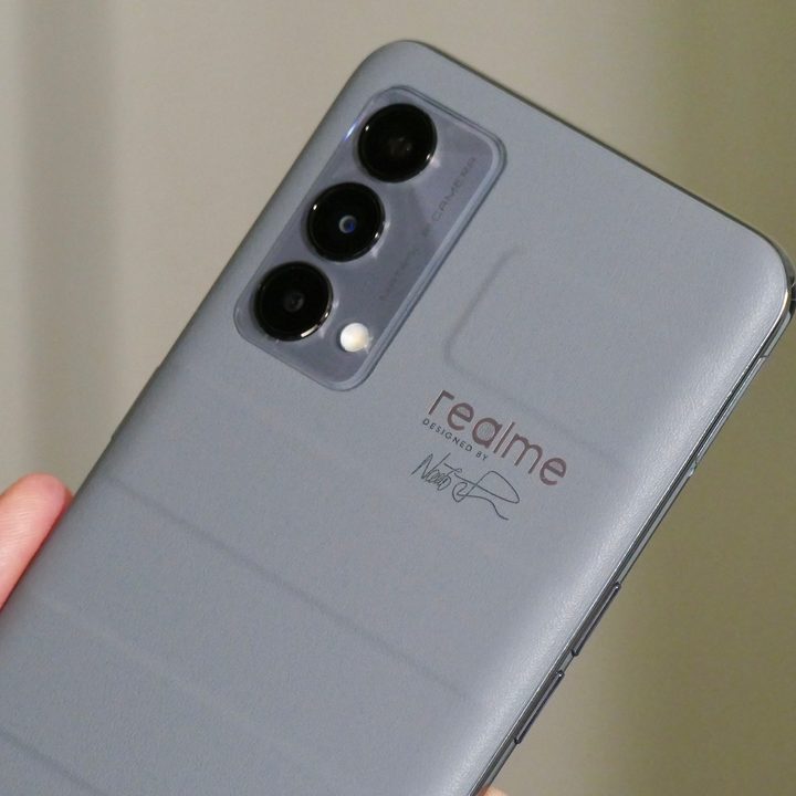 The Realme GT Master Edition's signature.