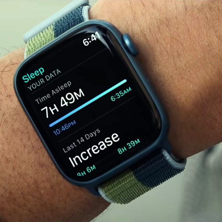 Apple Watch Series 7 sleep data.