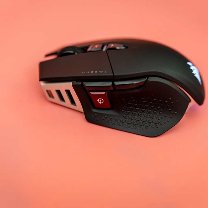 Corsair M65 Ultra Wireless sniper button.