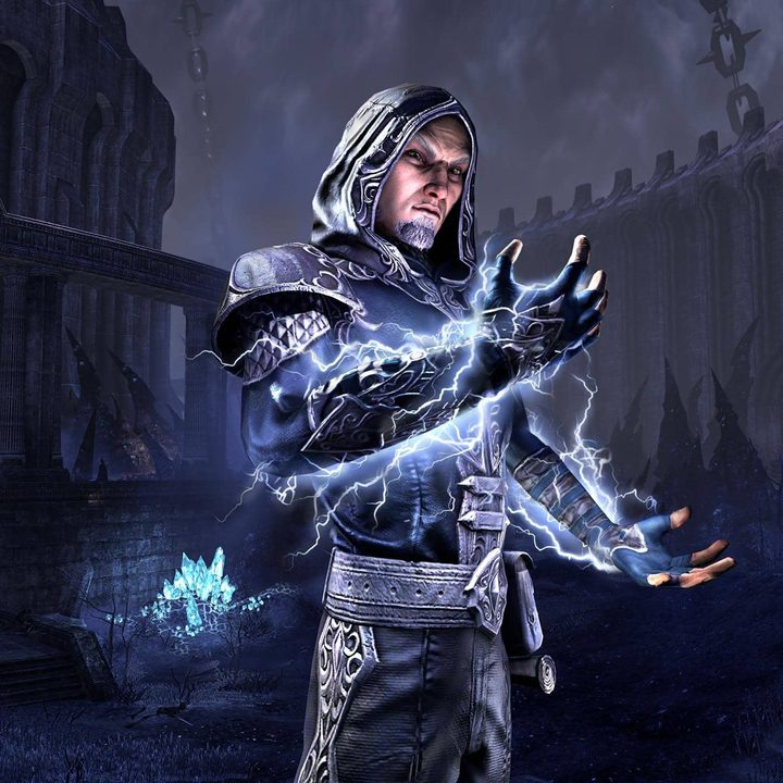 Sorcerer channeling lightning in ESO.