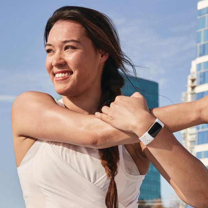 Image of Fitbit Charge 5 Exercise