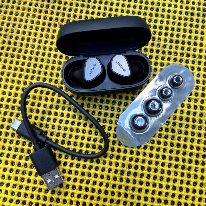 Jabra Elite 3 true wireless earbuds box contents.