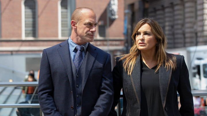 Chris Meloni looking at Mariska Hargitay in a scene from Law & Order: Organized Crime.